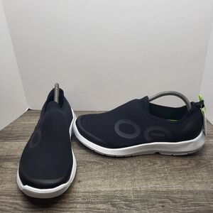 Oofos OOmg Sport Low Shoe Men's Size 11.5 Black White New